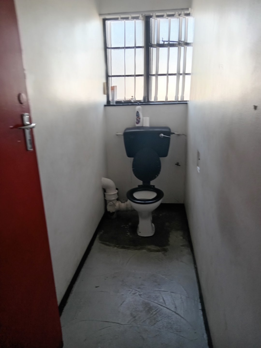 Commercial Property for Sale in Parow East Western Cape